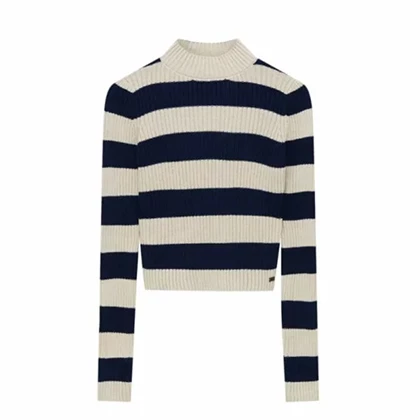 Knit Top Minimal Button